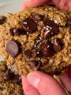 Simple Vegan Chocolate Chip Cookies